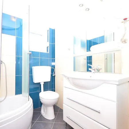 Apartment Brandis Vir